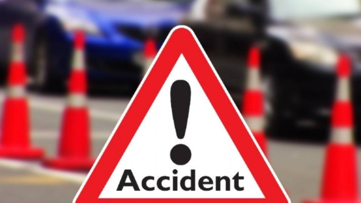 newtown-eco-park-road-accident-car-overturns