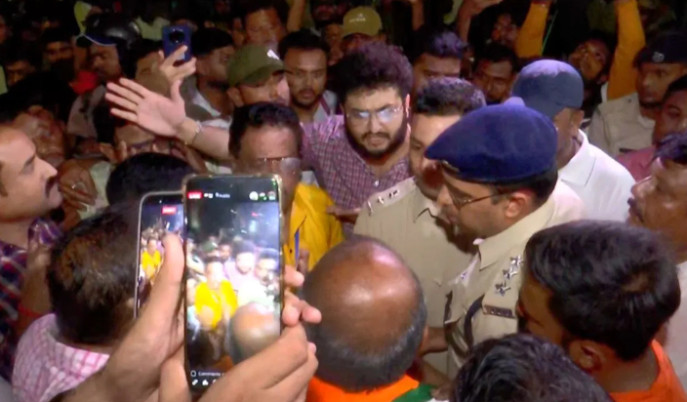 strong-room-clash-bidhannagar-tmc-bjp