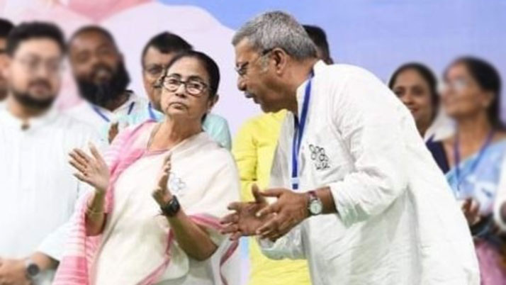 'Trusted Veteran' Returns to Lok Sabha: Kalyan Reinstated as Chief Whip; Mamata Clips Kakoli's Wings