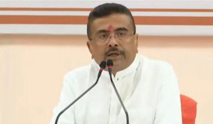 purulia-district-officers-travel-by-bus-for-durgapur-meeting