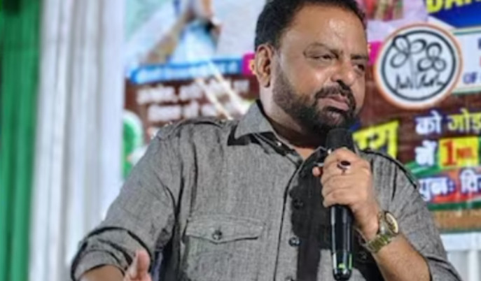 college-street-councillor-mohammad-jasimuddin-arrested-after-hours-of-police-operation-and-high-drama