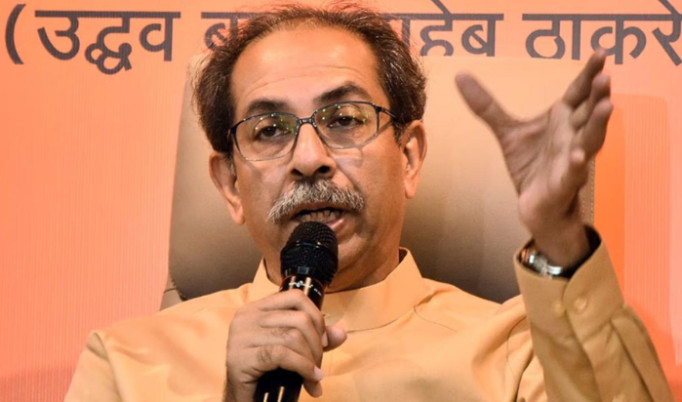 uddhav-shiv-sena-show-cause-notice-to-six-rebel-mps-disqualification-row-political-crisis