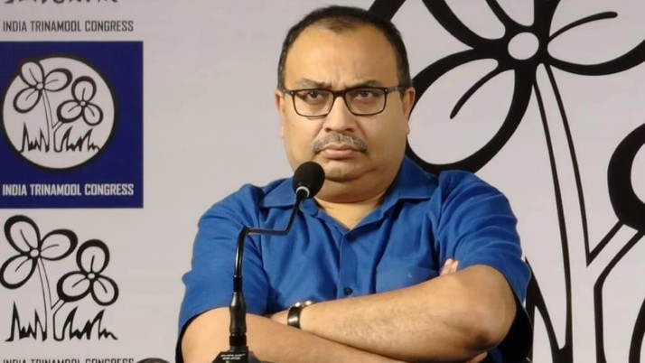 fir against kunal ghosh and dola sen