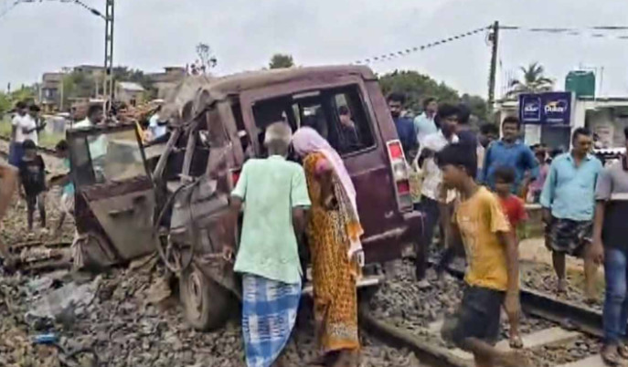 murshidabad-train-accident-gateman-breaks-silence