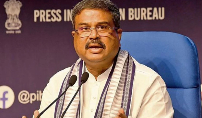 Central Education minister resign