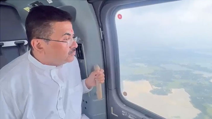 Chief Minister inspects Sabang flood situation by helicopter; administration stands by marooned people.