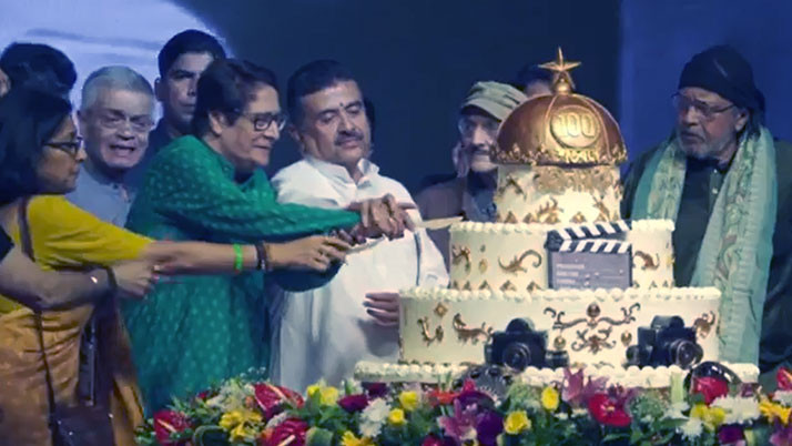 Uttam pledges to usher in a ‘golden era’ once again; doors of new possibilities are opening for Bengali cinema.