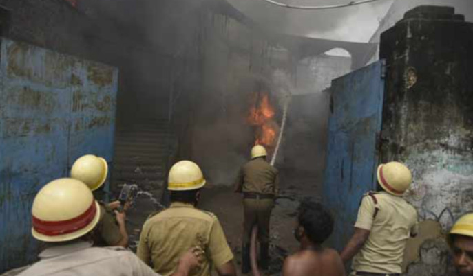 chitpur-chemical-factory-fire-kolkata-nawab-palli