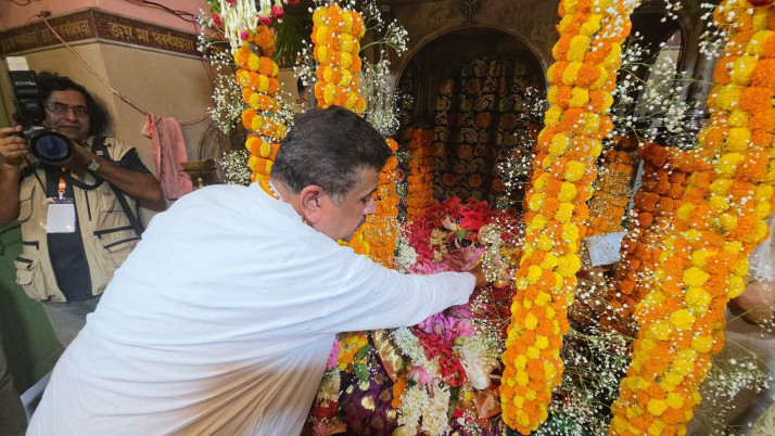 Chief Minister Suvendu Adhikari offered prayers at the Sarbamangala Temple in Bardhaman