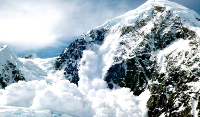 nepal-mustang-landslide-kaligandaki-river-massive-floods-himlung-avalanche