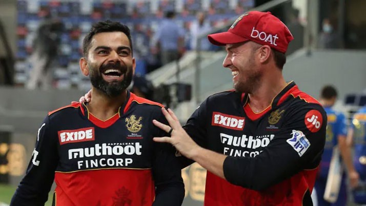 Why wouldn't Virat Kohli go for coffee with de Villiers for fear of what?
